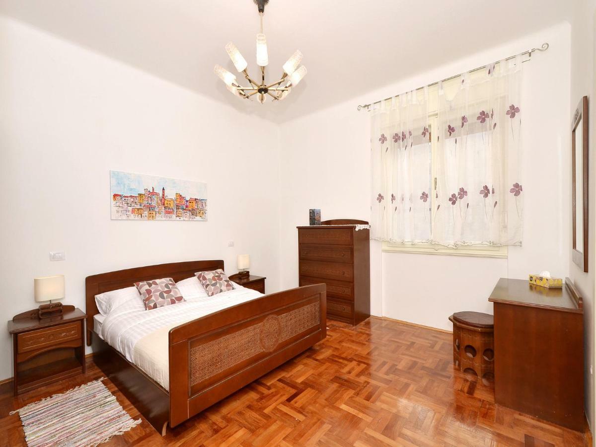 Appartamento Zagrebacka 13 Spalato Esterno foto